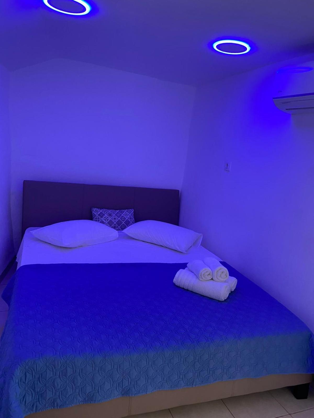 Tolos Budget Rooms Loggos Longós Habitación foto