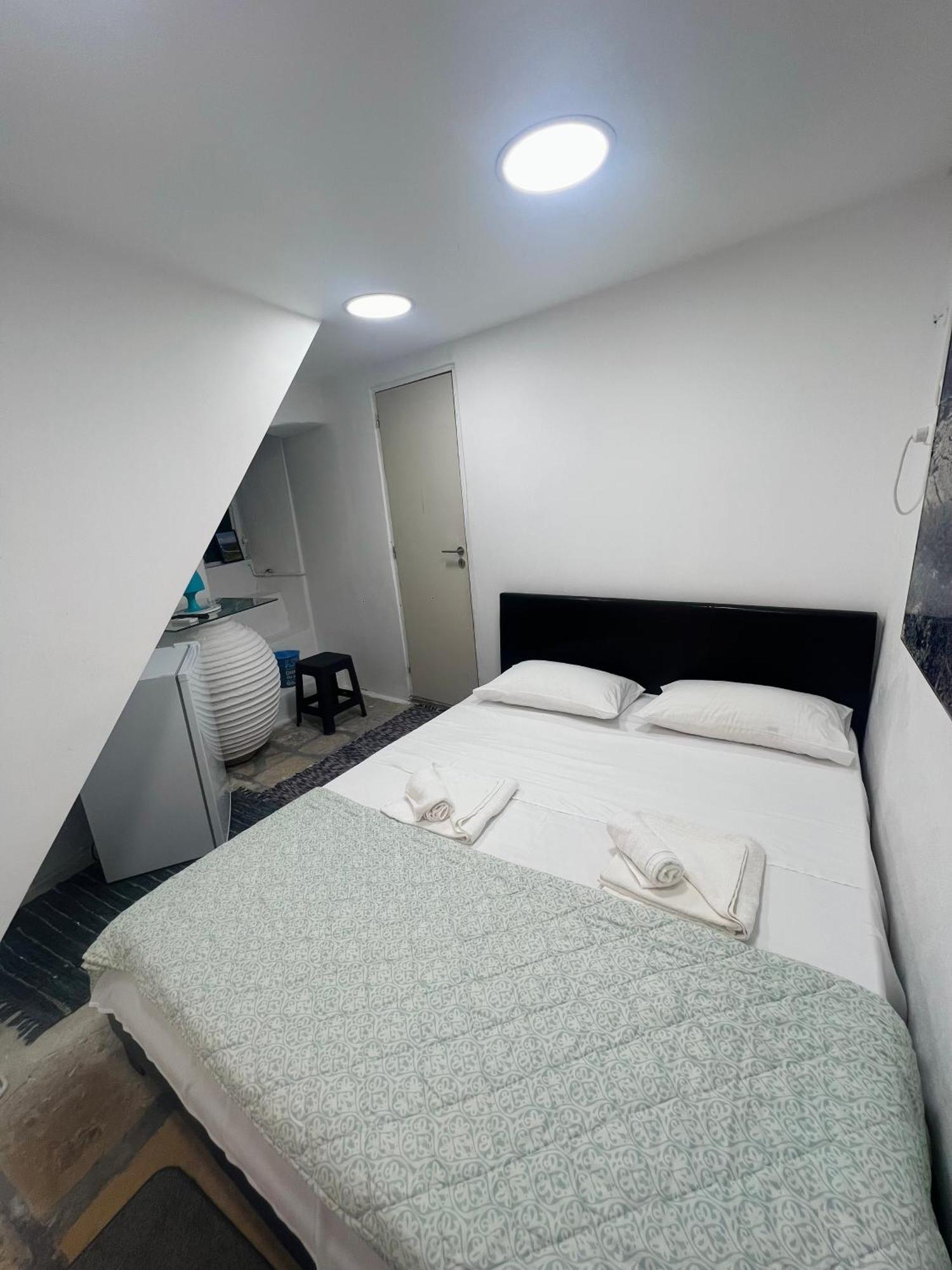 Tolos Budget Rooms Loggos Longós Habitación foto